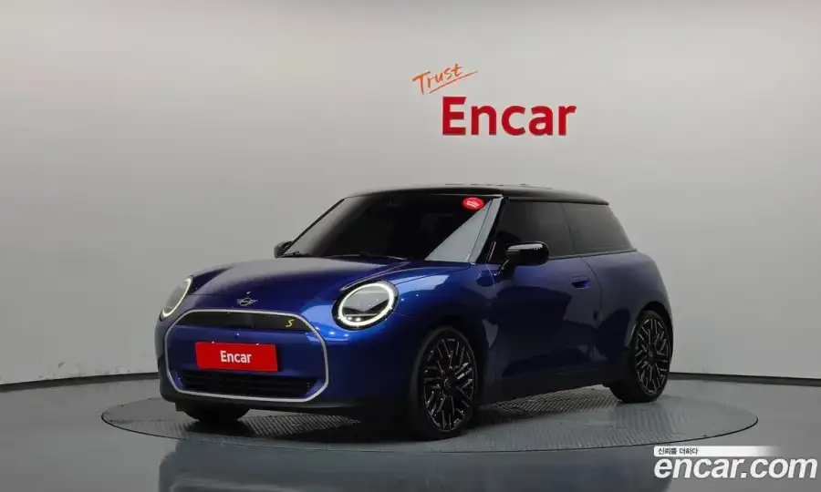 Mini Cooper SE Favoured