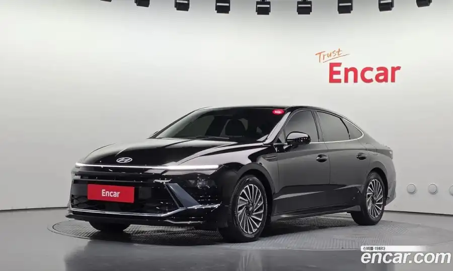Hyundai Sonata Exclusive