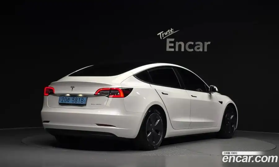 Tesla Model 3 Standard Range Plue RWD