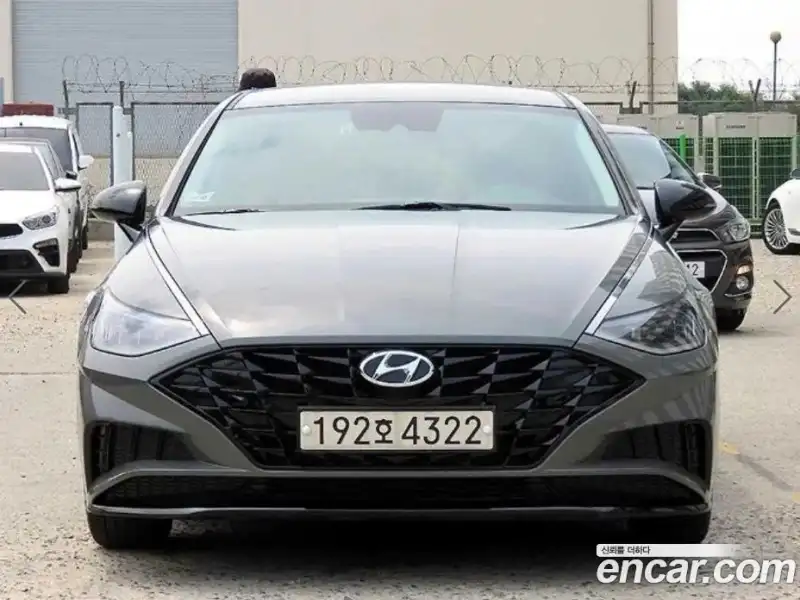 Hyundai Sonata 2.0