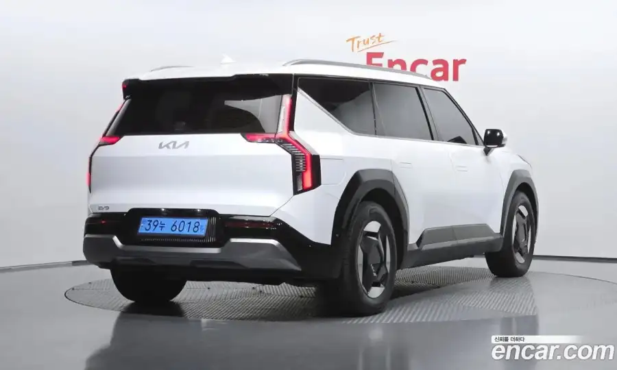 Kia EV9 Long Range 2WD