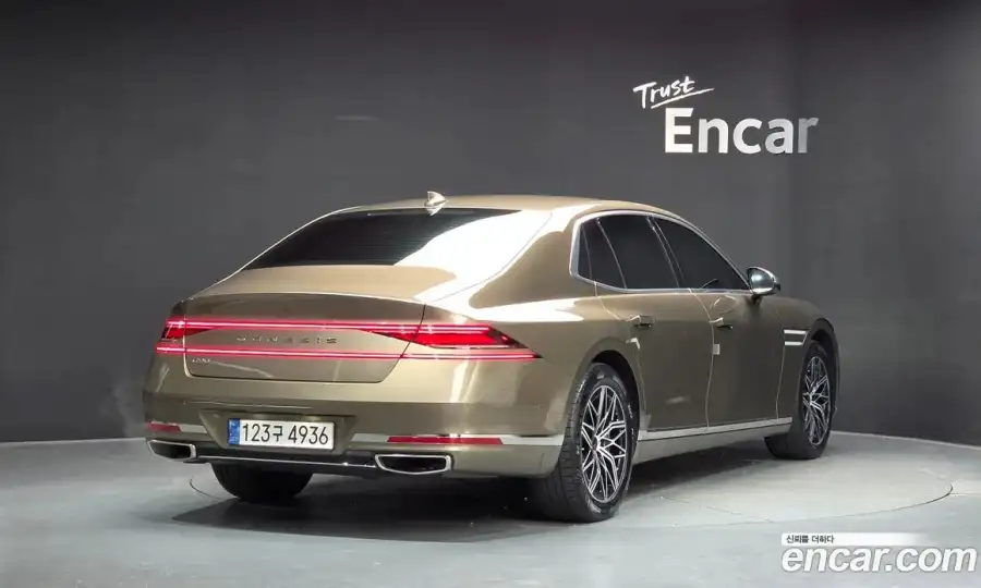 Genesis G90 Gasoline 3.5 Turbo 2WD