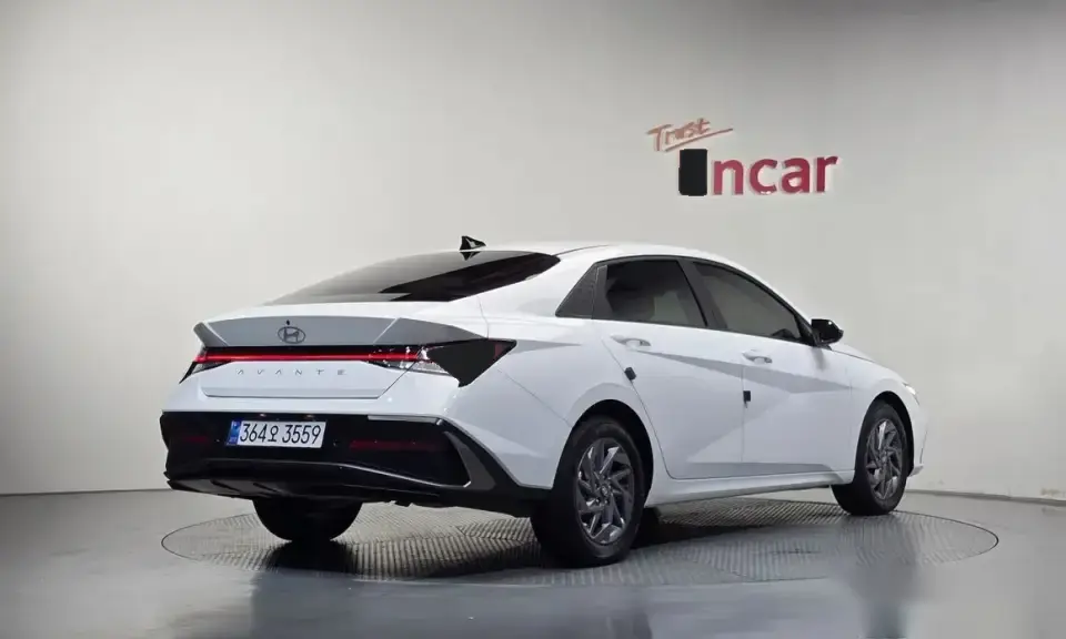Hyundai Avante 1.6 Modern