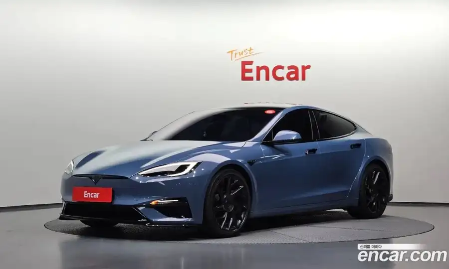 Tesla Model S Plaid