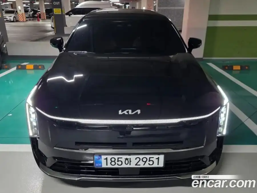Kia K8 Signature