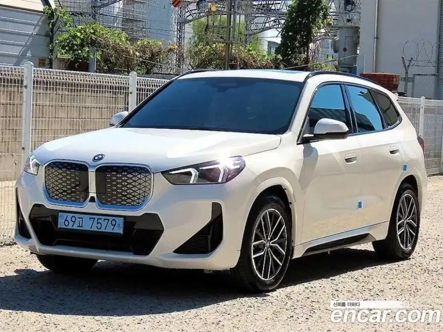BMW iX1 eDrive 20 M Sport