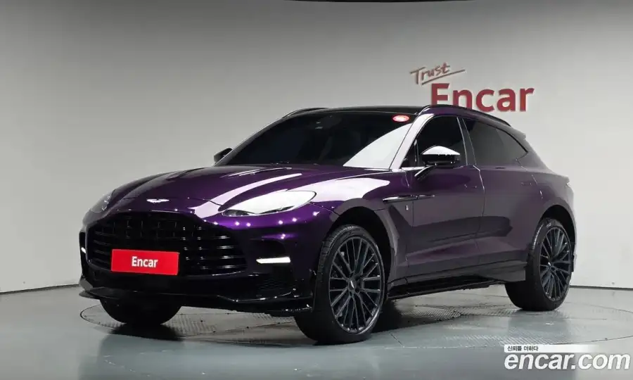 Aston Martin Dbx 4.0 V8 707