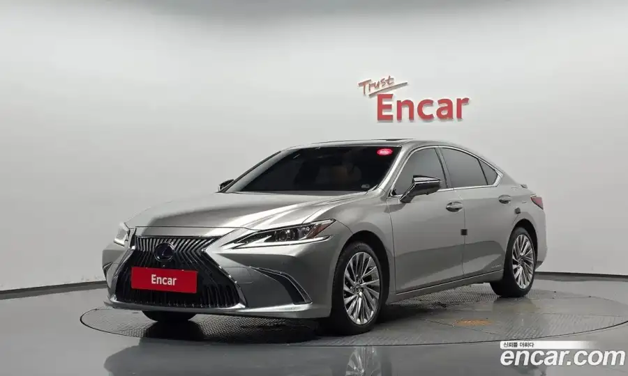 Lexus ES Luxury Plus