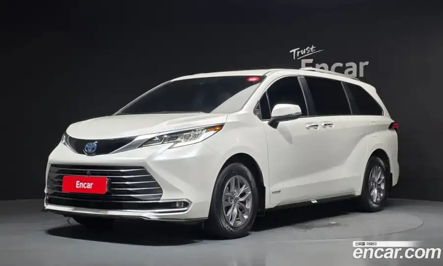 Toyota Sienna 2.5 Hybrid AWD