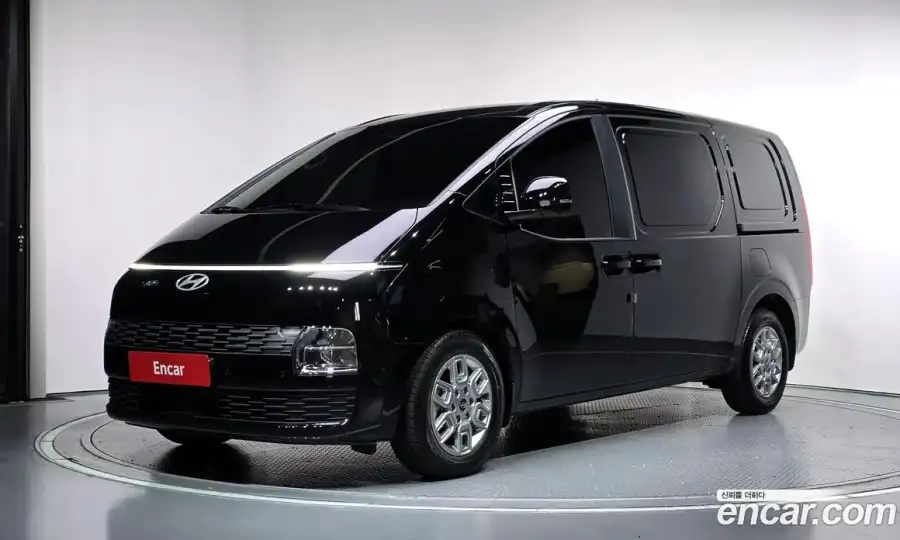 Hyundai Staria L3.5 Cargo 3-Seater