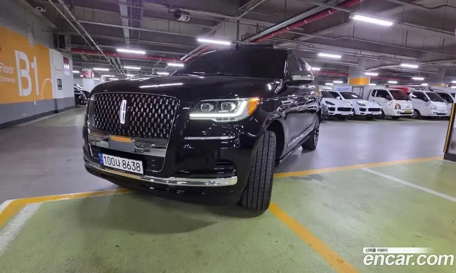 Lincoln Navigator 3.5L Black Label