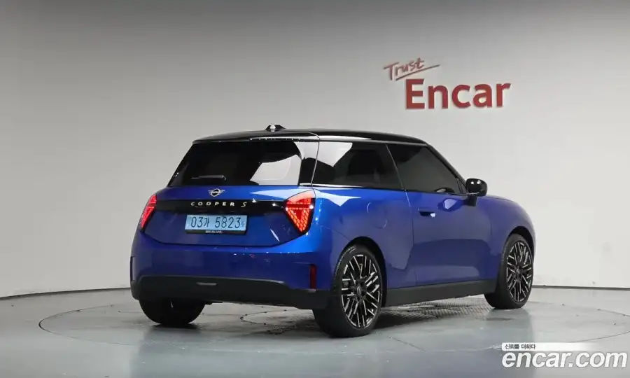 Mini Cooper SE Favoured