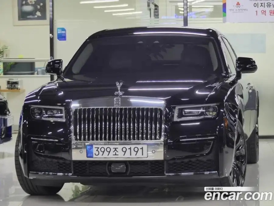 Rolls-Royce Ghost 6.7 EWB V12