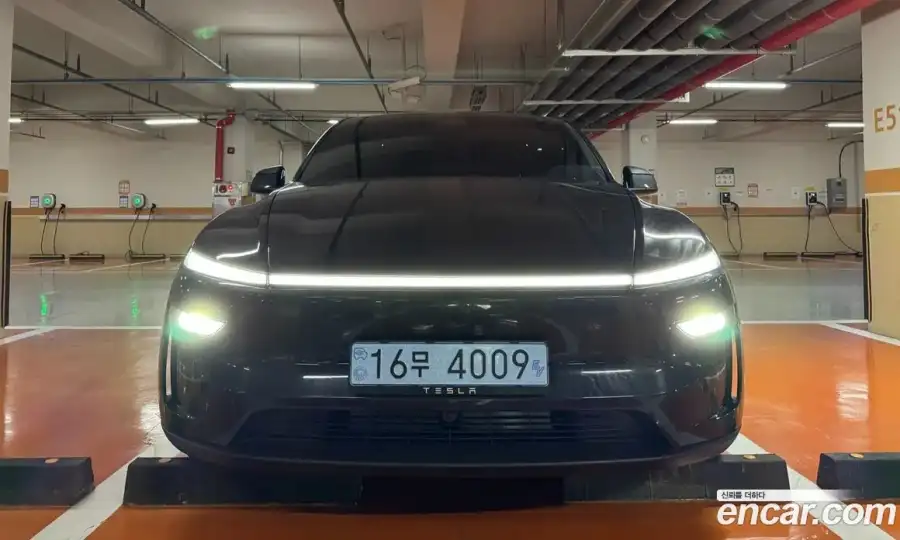 Tesla Model Y Premium RWD