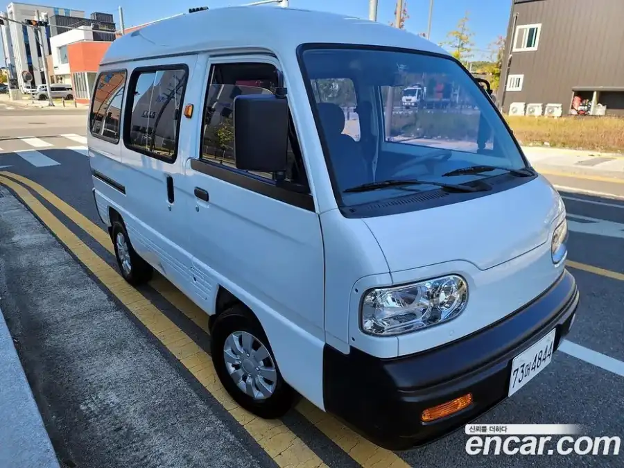 Chevrolet Damas 5-Seater Coach