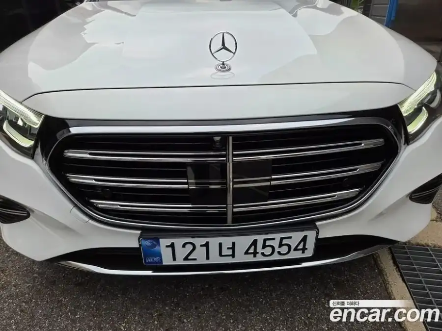 Mercedes-Benz E-Class E200 Exclusive