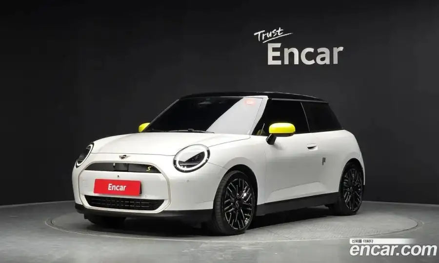 Mini Cooper SE Favoured