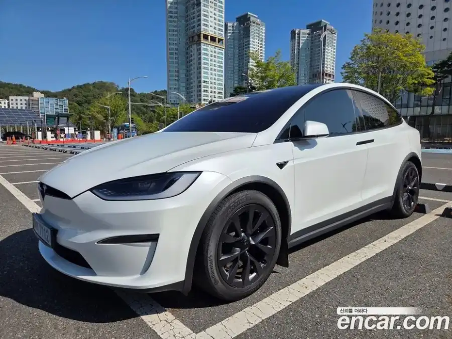 Tesla Model X AWD