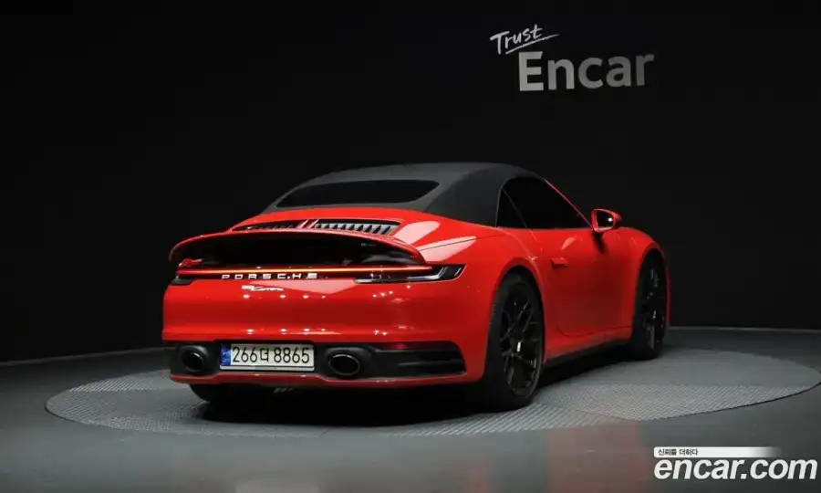 Porsche 911 Carrera Cabriolet