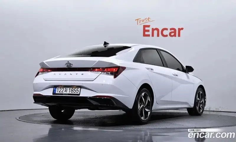 Hyundai Avante 1.6
