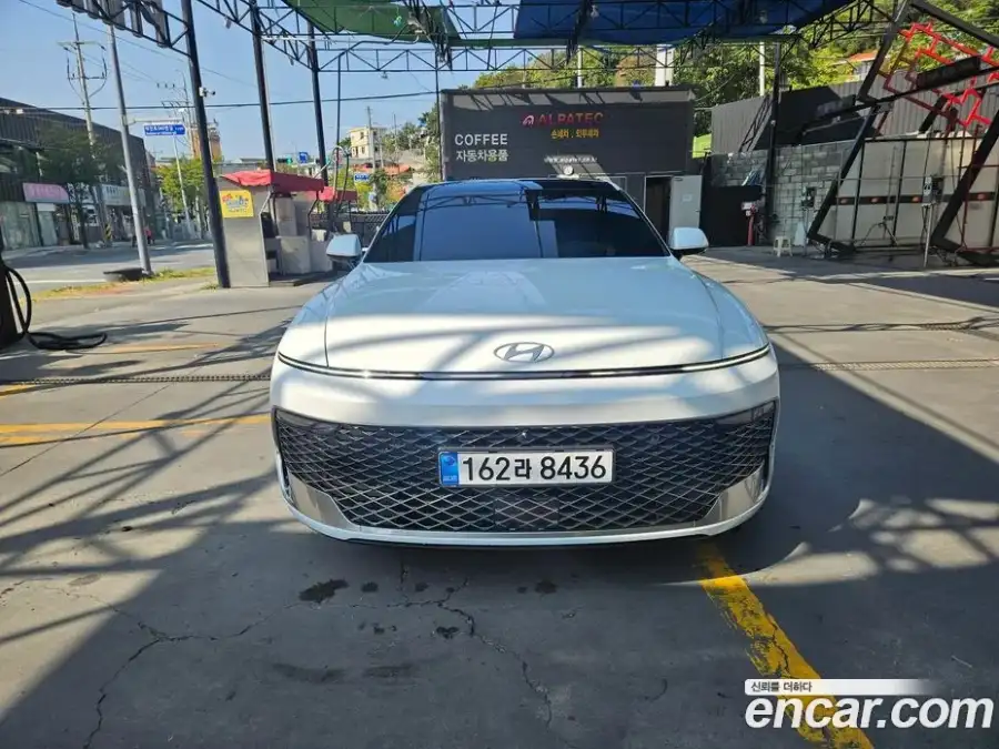 Hyundai Grandeur Caligraphy
