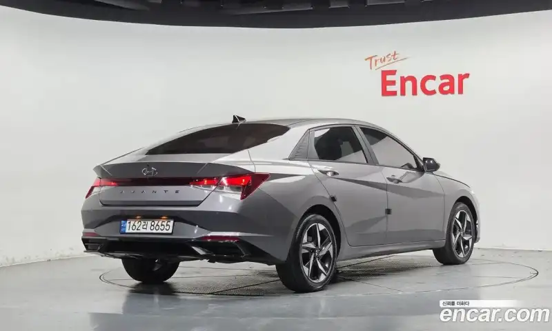 Hyundai Avante 1.6 LPi