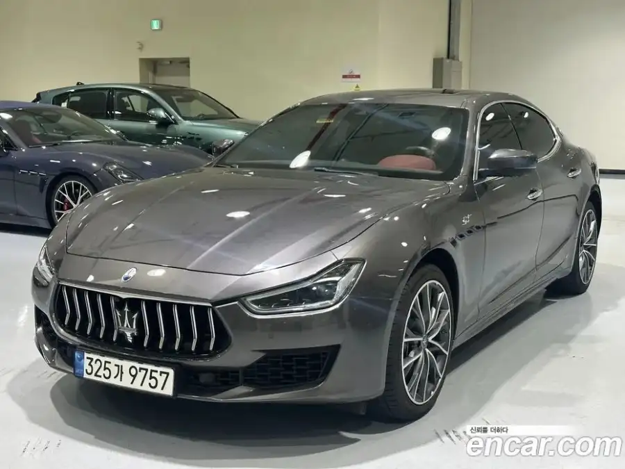 Maserati Ghibli 2.0 GT