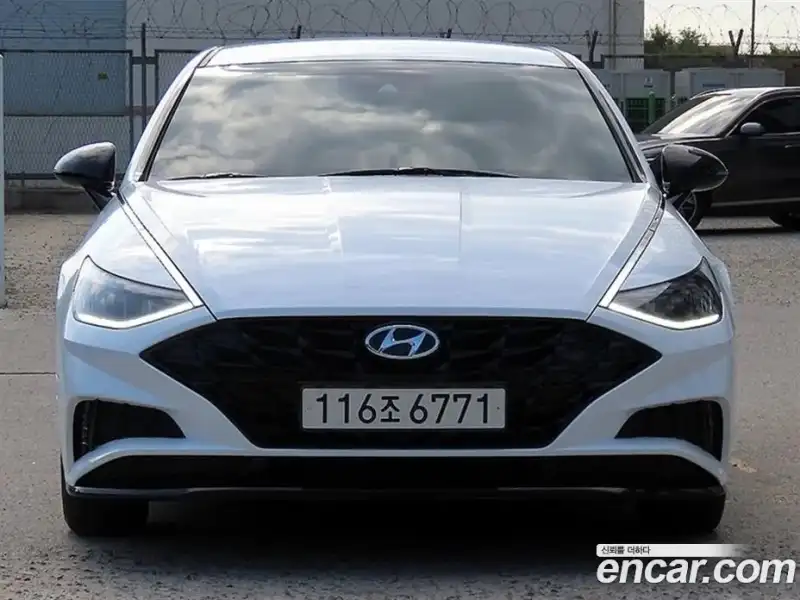 Hyundai Sonata 2.0