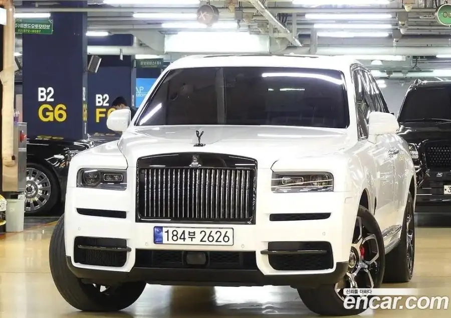 Rolls-Royce Cullinan 6.7 V12 Black Badge