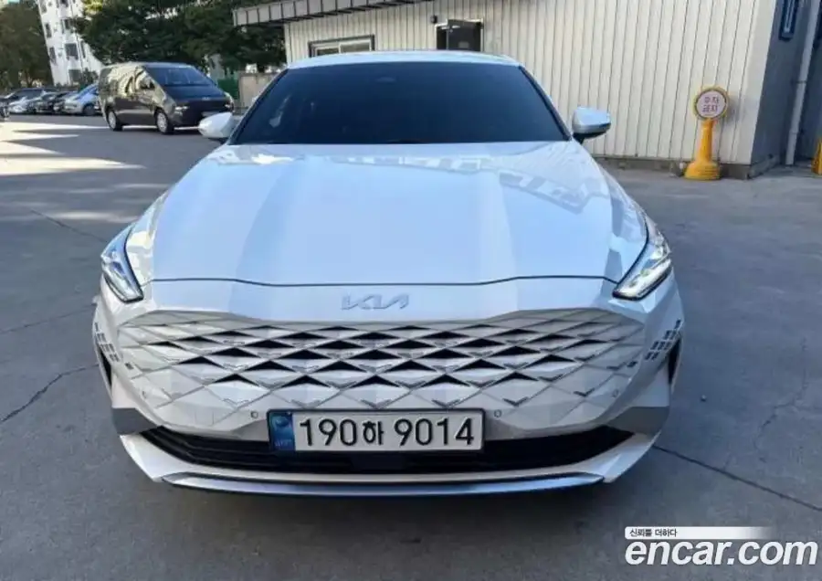 Kia K8 Noblesse Lite