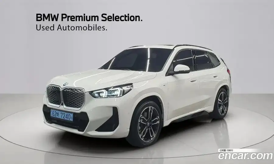BMW iX1 xDrive 30 M Sport