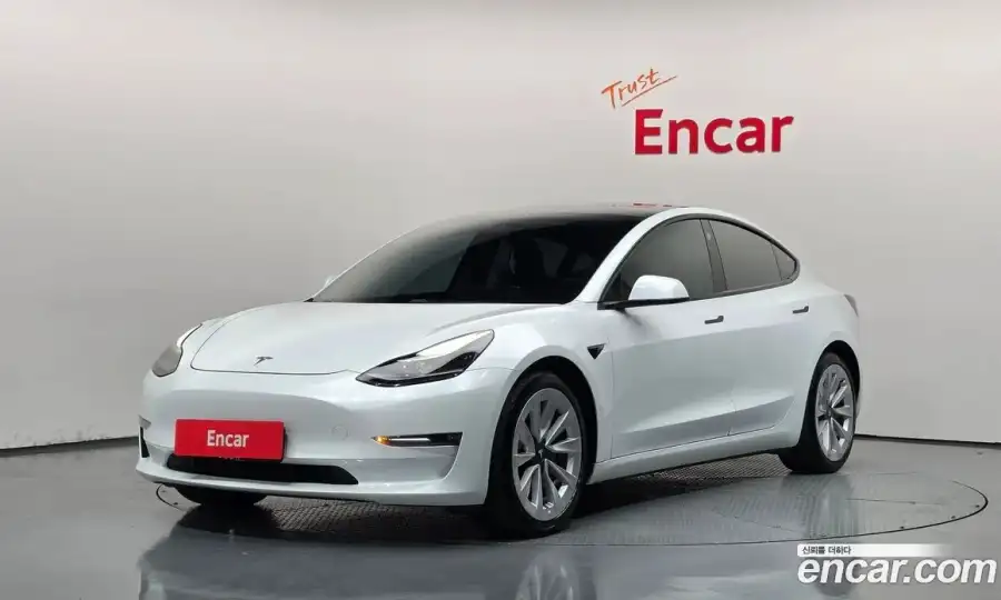 Tesla Model 3 Long Range AWD
