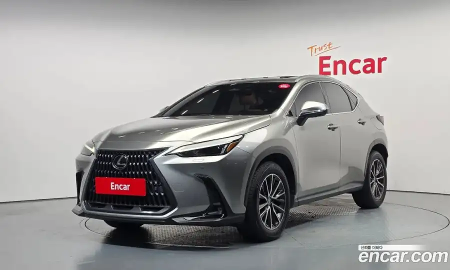 Lexus NX Premium
