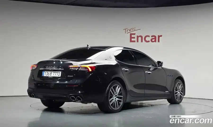 Maserati Ghibli 2.0 Granlusso