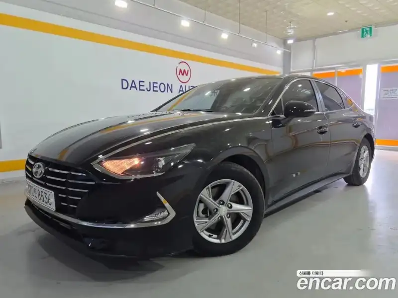 Hyundai Sonata 2.0 LPG rental car