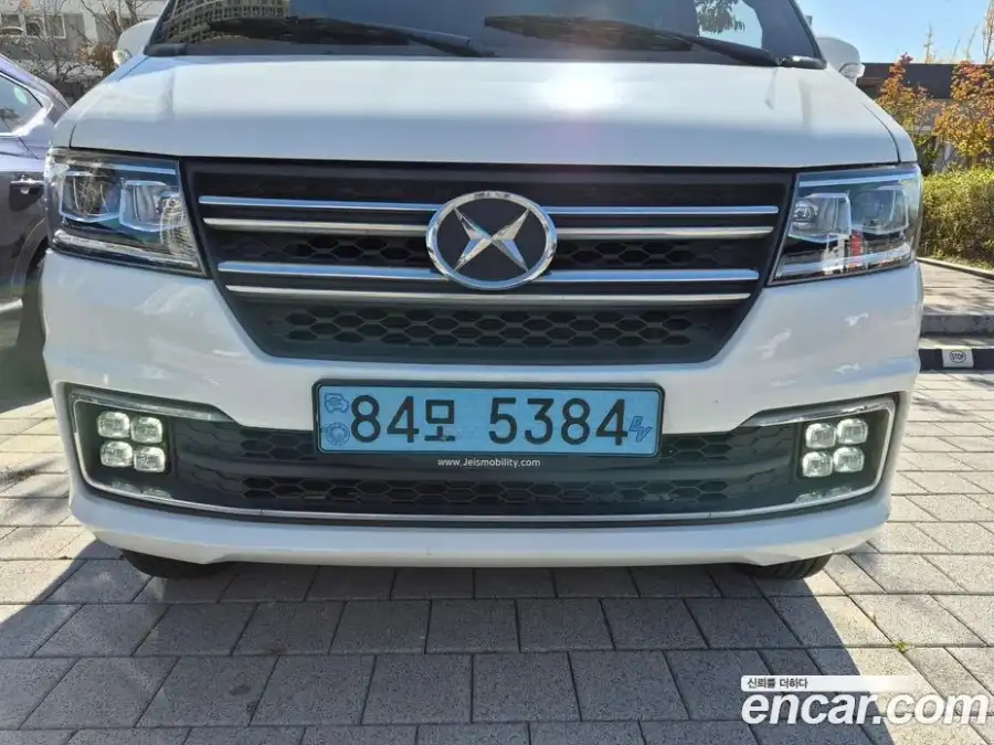 Xin yuan ET Van 4 Seater