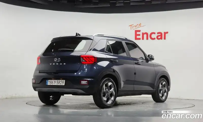 Hyundai Venue 1.6 Modern Plus