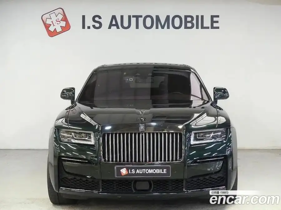 Rolls-Royce Ghost 6.7 V12