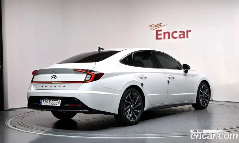 Hyundai Sonata 2.0