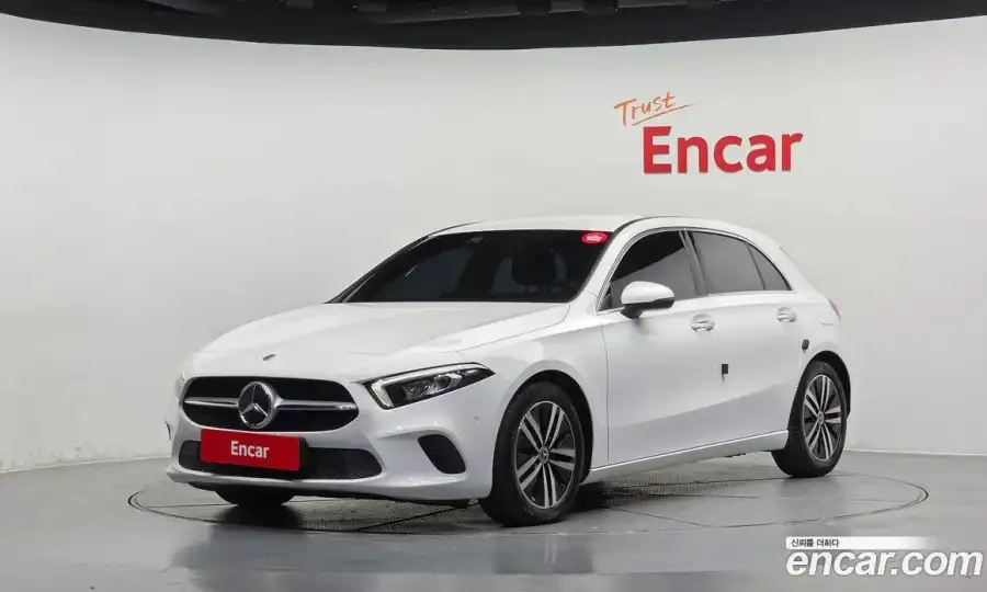 Mercedes-Benz A-Class A220 Hatchback