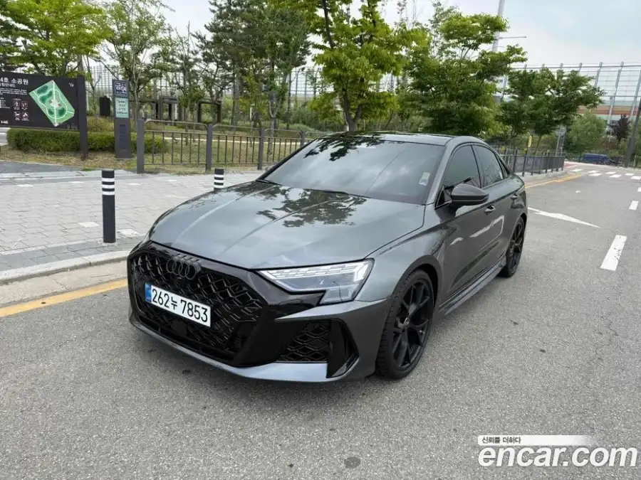 Audi RS3 2.5 TFSI Quattro