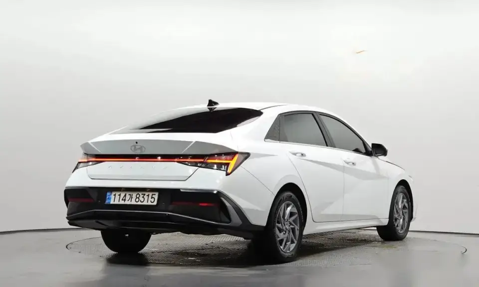 Hyundai Avante 1.6 Inspiration