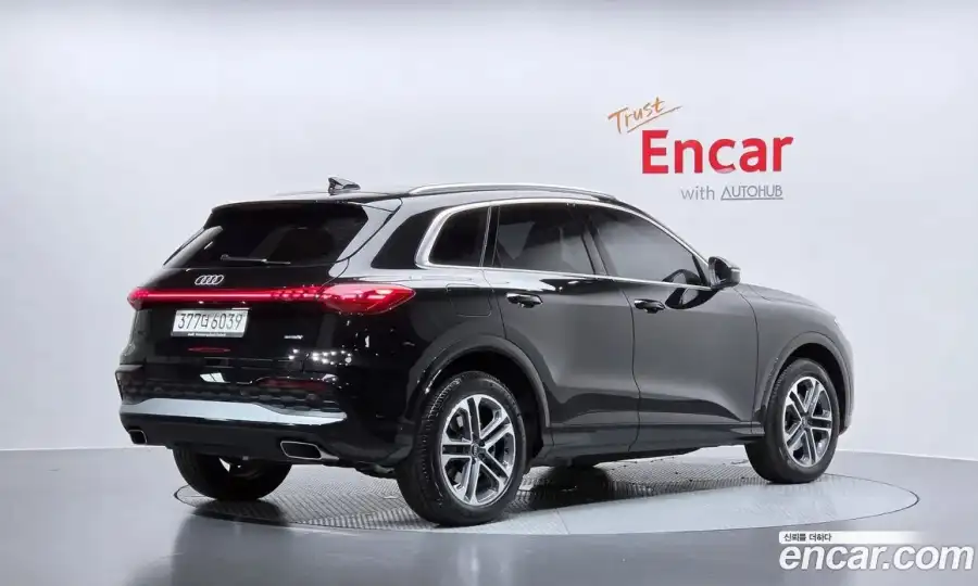 Audi Q5 40 TFSI Quiattro Advanced