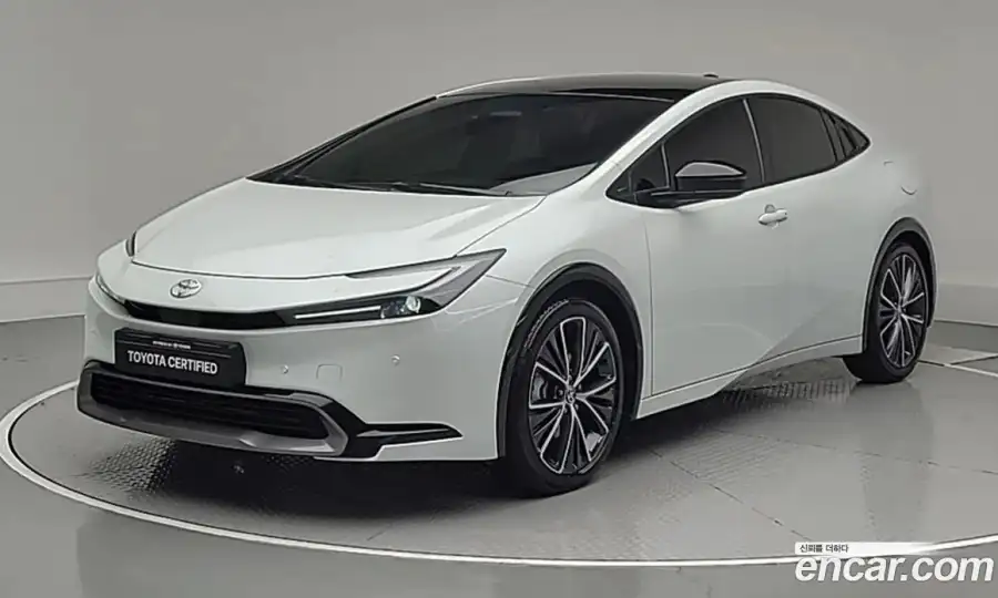 Toyota Prius 2.0 XLE AWD