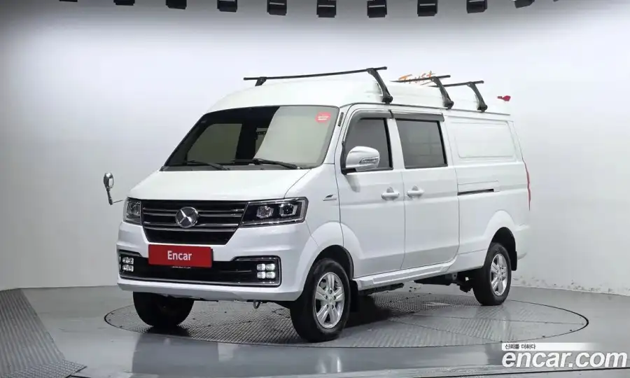 Xin yuan ET Van 4 Seater