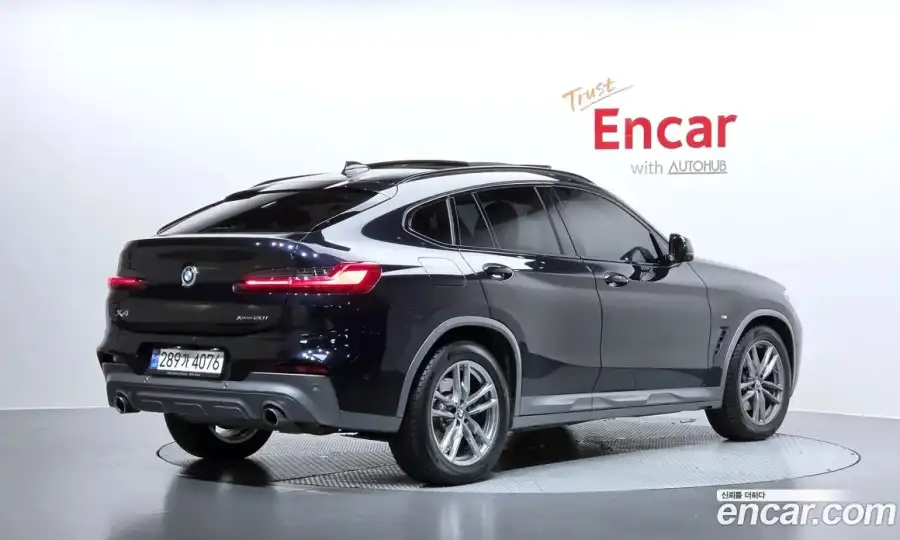 BMW X4 xDrive20i M Sports X Onlile Exclusive Edition