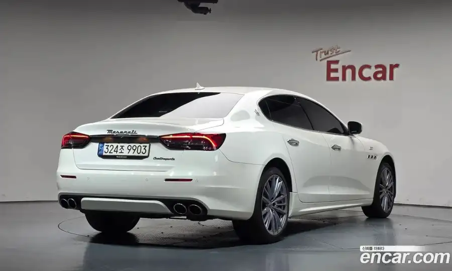 Maserati Quattroporte 3.0 GT