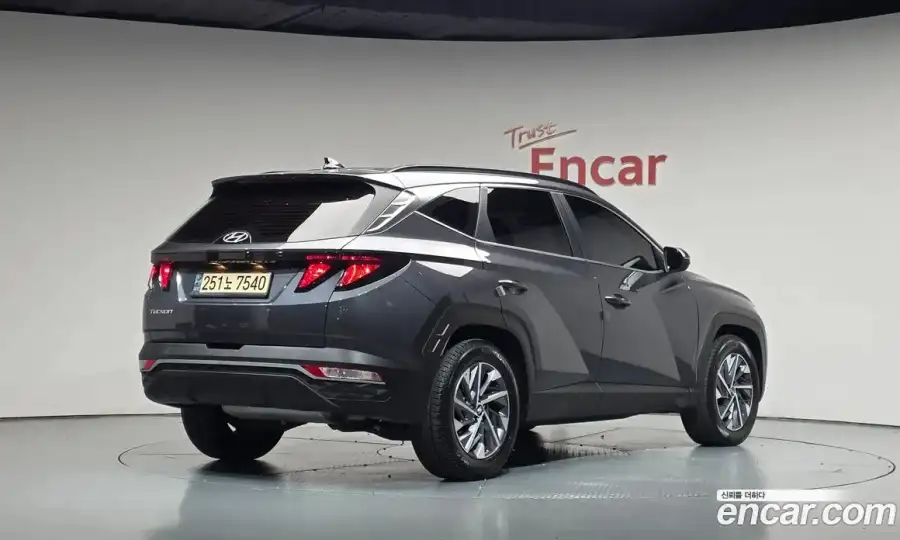 Hyundai Tucson Premium 2WD
