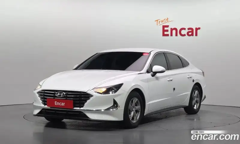 Hyundai Sonata 2.0 LPG rental car