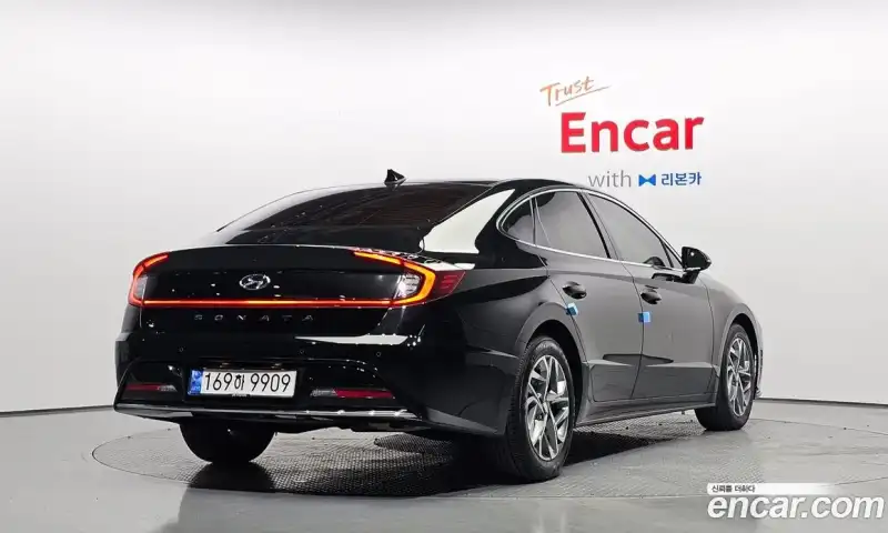 Hyundai Sonata 2.0